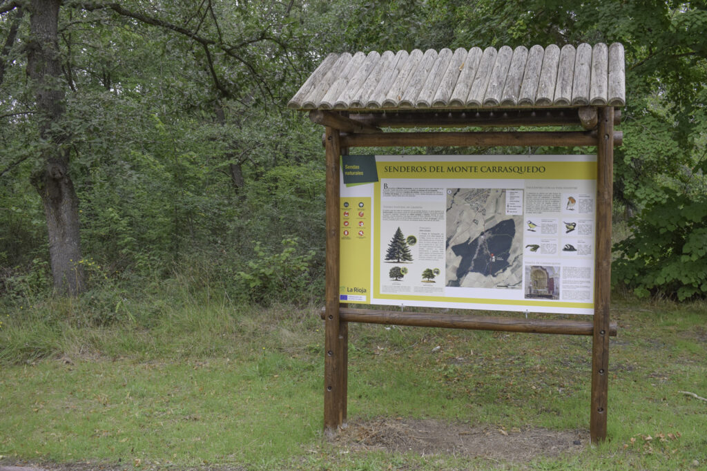 Panel Informativo Madera Exterior Tejadillo Simple