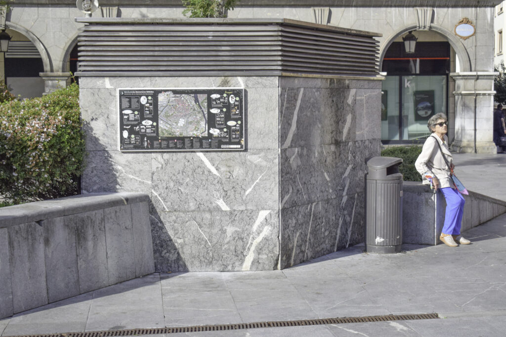 Panel Lava Esmaltada Barakaldo Memoria