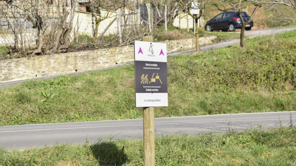 Señalización de Alerta Senderista Rutas y Caminos